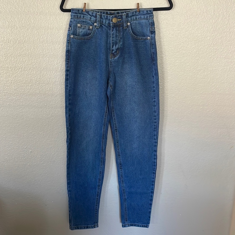 Pretty Little Thing high waisted jeans Size 4